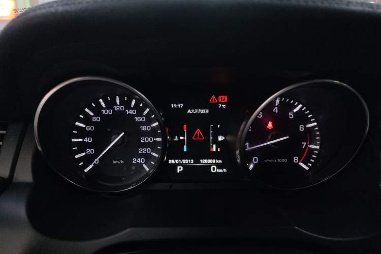 Used Land Rover Range Evoque 2014 2.0T 5-Door Ignite Edition Instrument Cluster