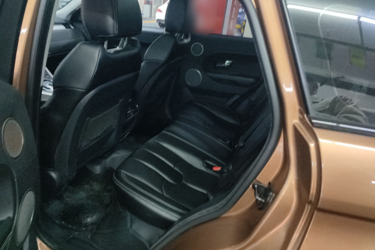 Used Land Rover Range Evoque 2014 2.0T 5-Door Ignite Edition Interior 4