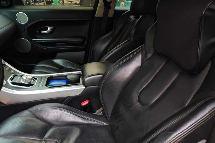 Used Land Rover Range Evoque 2014 2.0T 5-Door Ignite Edition Left Front Seat