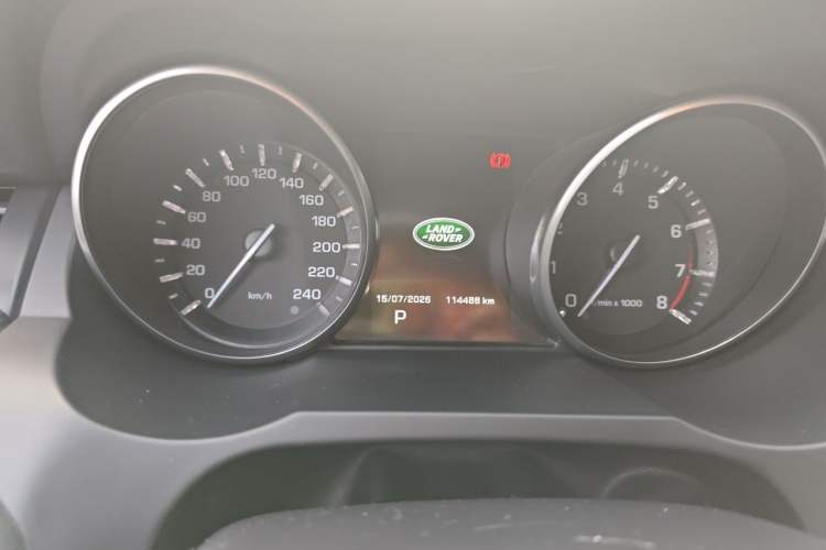 Used Land Rover Range Evoque 2014 2.0T 5-Door Ignite Edition Odometer Close Up