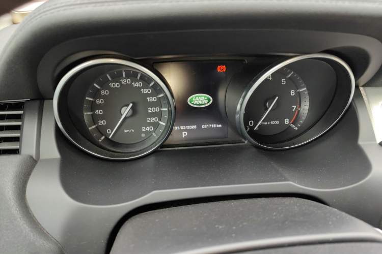 Used Land Rover Range Evoque 2014 2.0T 5-Door Ignite Edition Odometer Close Up