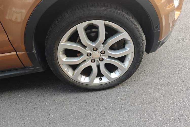 Used Land Rover Range Evoque 2014 2.0T 5-Door Ignite Edition Right Front Wheel Hub