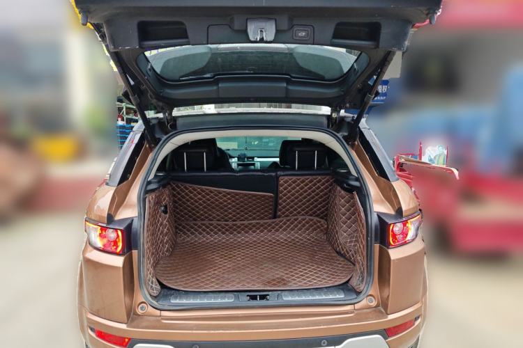 Used Land Rover Range Evoque 2014 2.0T 5-Door Ignite Edition Trunk