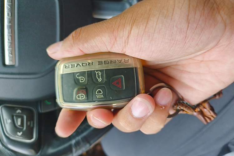 Used Land Rover Range Evoque 2014 2.0T 5-Door Ignite Edition Vehicle Key