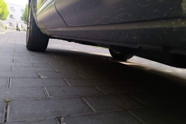 Used Land Rover Range Evoque 2015 2.0T Five-Door Zhiyao Edition Chassis Rear Left