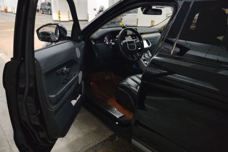 Used Land Rover Range Evoque 2015 2.0T Five-Door Zhiyao Edition Driver Seat