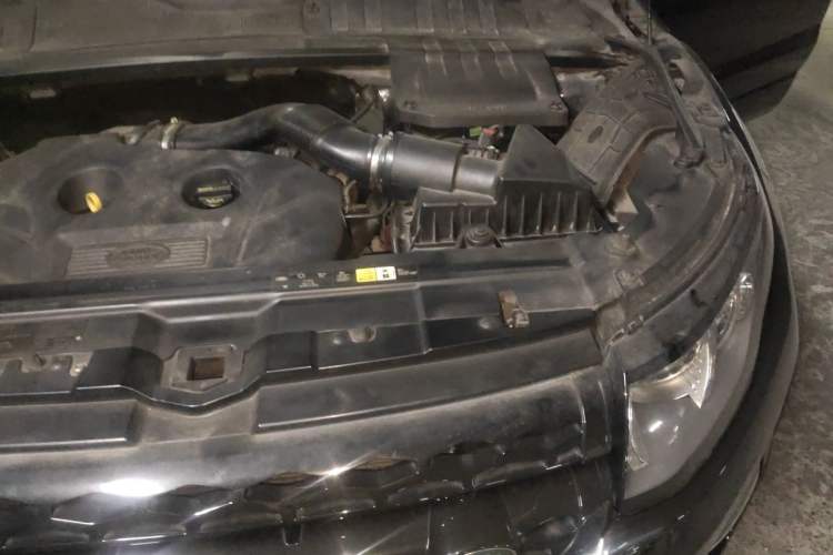 Used Land Rover Range Evoque 2015 2.0T Five-Door Sporty Edition Engine Bay Left
