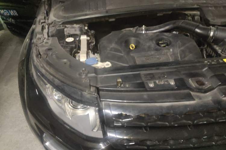 Used Land Rover Range Evoque 2015 2.0T Five-Door Sporty Edition Engine Bay Right