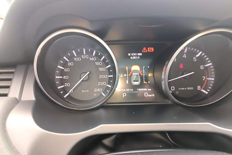 Used Land Rover Range Evoque 2015 2.0T Five-Door Zhiyao Edition Instrument Cluster