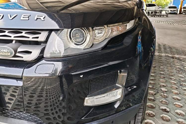 Used Land Rover Range Evoque 2015 2.0T Five-Door Zhiyao Edition Left Front Headlight