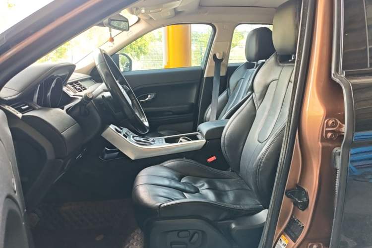 Used Land Rover Range Evoque 2015 2.0T Five-Door Zhiyao Edition Left Front Seat