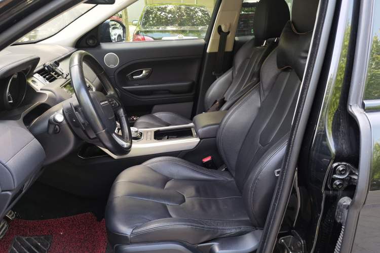 Used Land Rover Range Evoque 2015 2.0T Five-Door Zhiyao Edition Left Front Seat