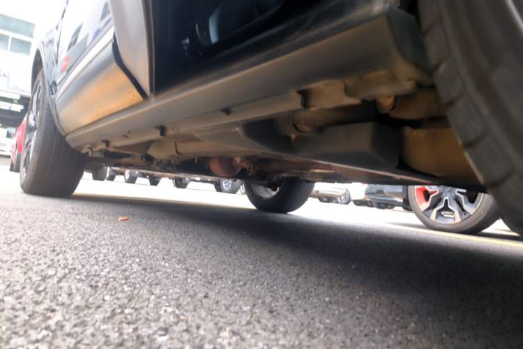 Used Land Rover Range Evoque 2015 2.0T Five-Door Zhiyao Edition Left Side Sill
