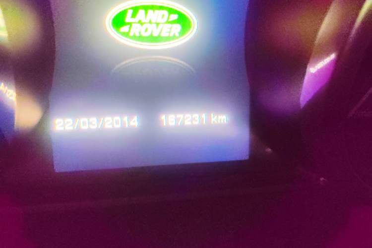 Used Land Rover Range Evoque 2015 2.0T Five-Door Zhiyao Edition Odometer Close Up
