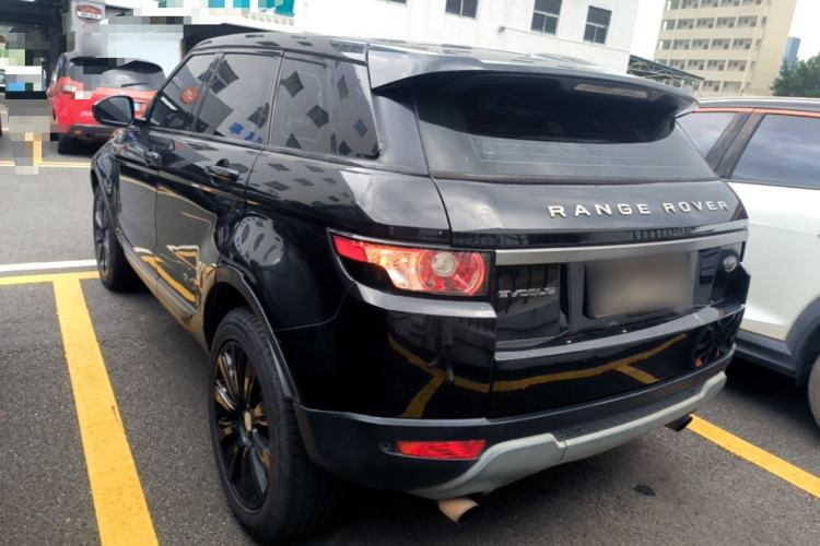 Used Land Rover Range Evoque 2015 2.0T Five-Door Zhiyao Edition Rear Left 45 Deg