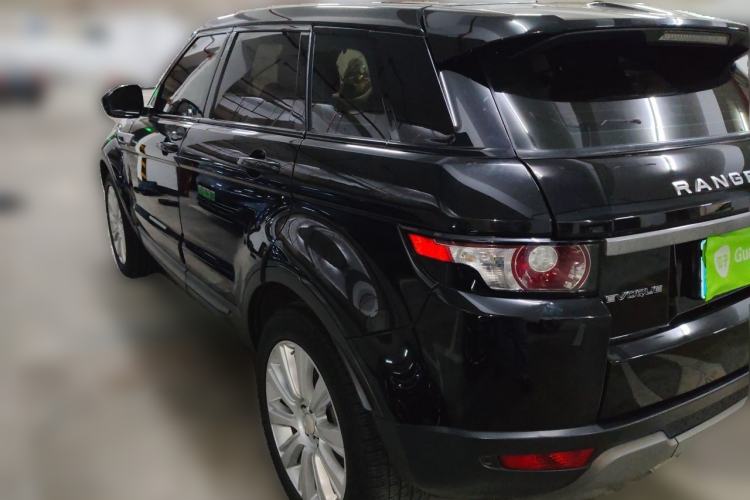 Used Land Rover Range Evoque 2015 2.0T Five-Door Zhiyao Edition Rear Left 45 Deg