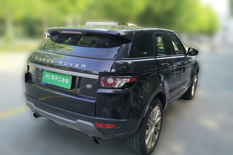 Used Land Rover Range Evoque 2015 2.0T Five-Door Zhiyao Edition Rear Right 45 Deg