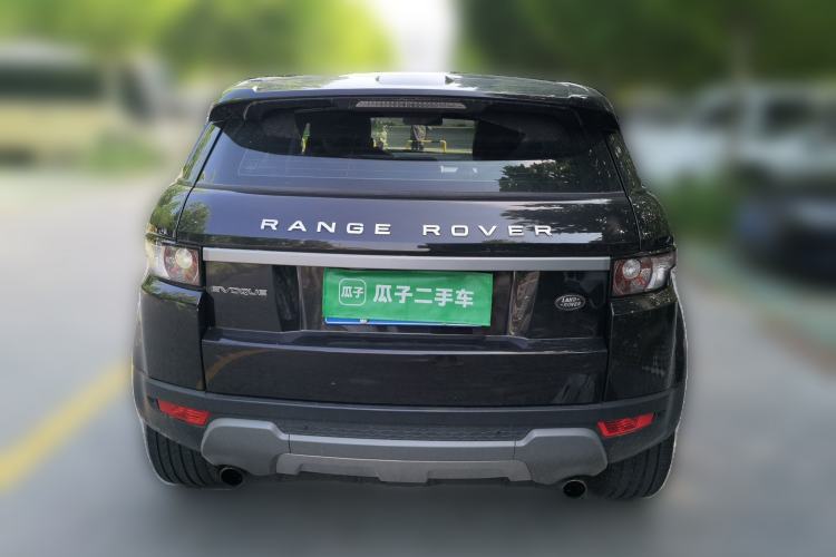 Used Land Rover Range Evoque 2015 2.0T Five-Door Zhiyao Edition Rear