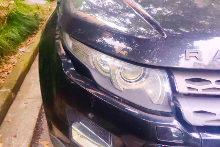 Used Land Rover Range Evoque 2015 2.0T Five-Door Zhiyao Edition Right Front Headlight