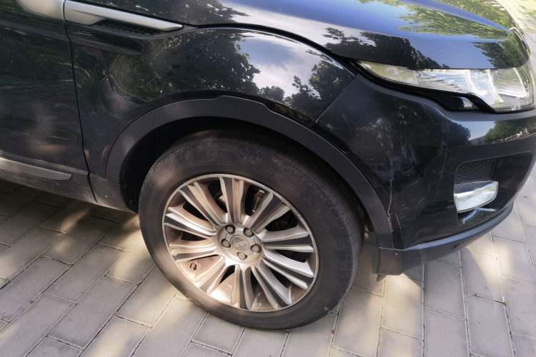Used Land Rover Range Evoque 2015 2.0T Five-Door Zhiyao Edition Right Front Wheel Hub