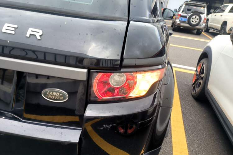 Used Land Rover Range Evoque 2015 2.0T Five-Door Zhiyao Edition Right Rear Taillight