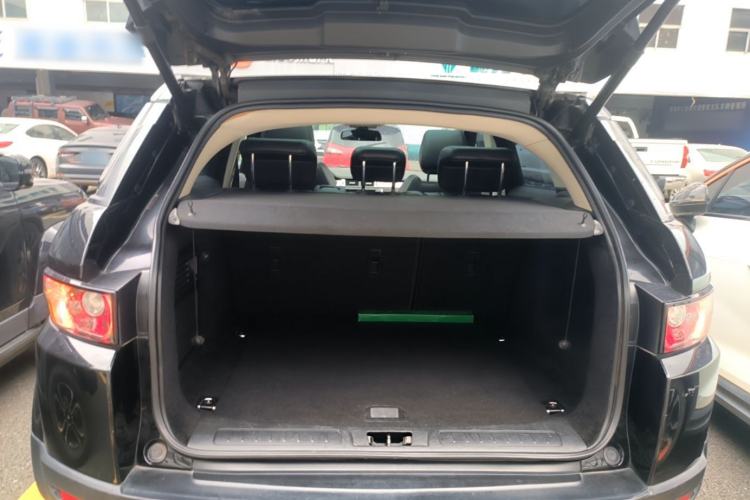 Used Land Rover Range Evoque 2015 2.0T Five-Door Zhiyao Edition Trunk