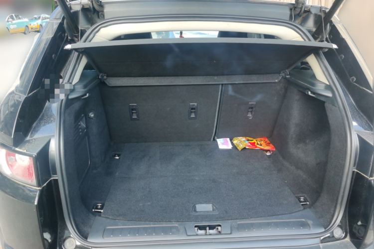 Used Land Rover Range Evoque 2015 2.0T Five-Door Zhiyao Edition Trunk