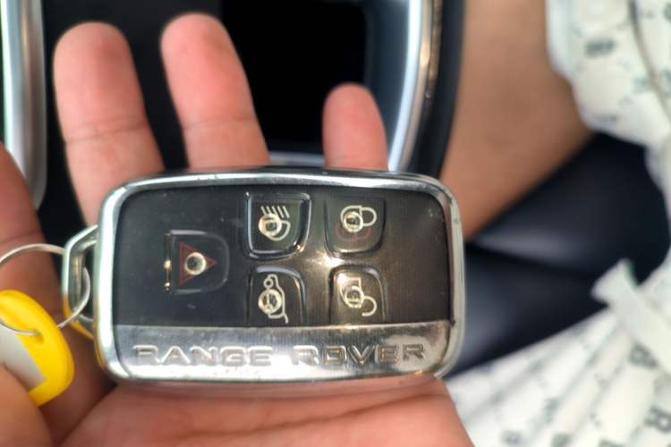 Used Land Rover Range Evoque 2015 2.0T Five-Door Zhiyao Edition Vehicle Key