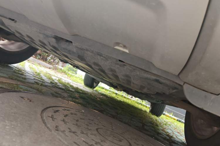 Used Land Rover Range Evoque 2015 2.0T Five-Door Zhiyao Edition Chassis Front