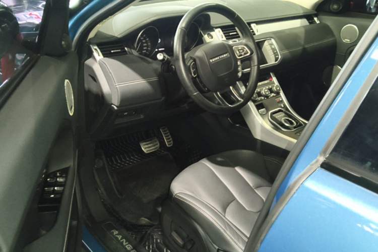 Used Land Rover Range Evoque 2015 2.0T Five-Door Sporty Edition Driver Seat