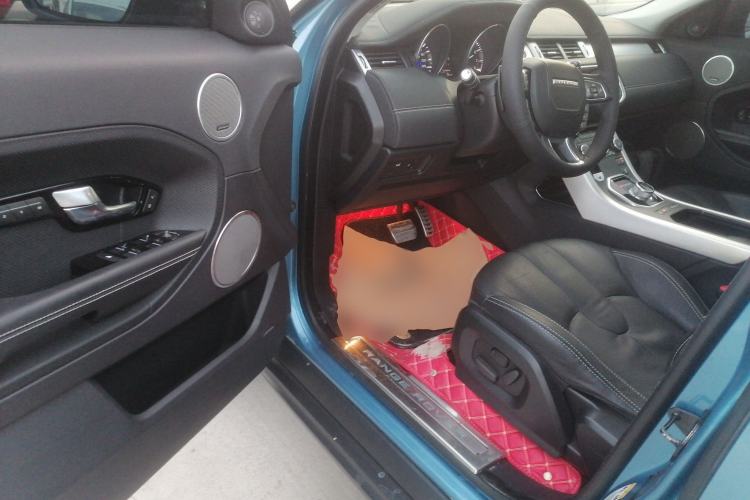 Used Land Rover Range Evoque 2015 2.0T 5-Door Ignite Edition Driver Seat