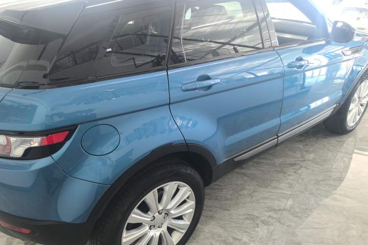 Used Land Rover Range Evoque 2015 2.0T Five-Door Zhiyao Edition Exterior 3