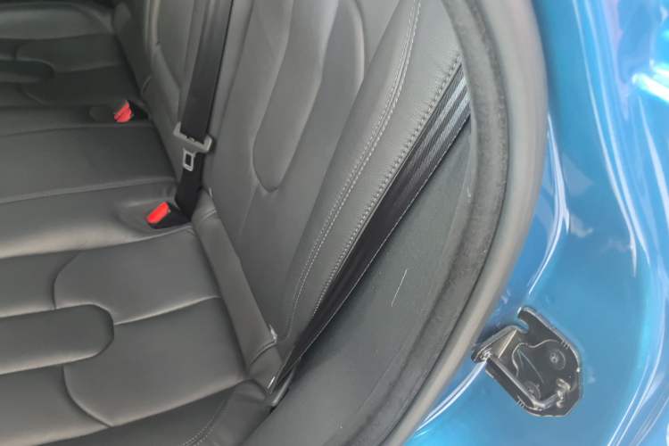 Used Land Rover Range Evoque 2015 2.0T Five-Door Zhiyao Edition Interior 1