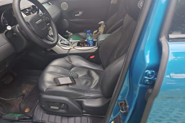 Used Land Rover Range Evoque 2015 2.0T Five-Door Zhiyao Edition Left Front Seat