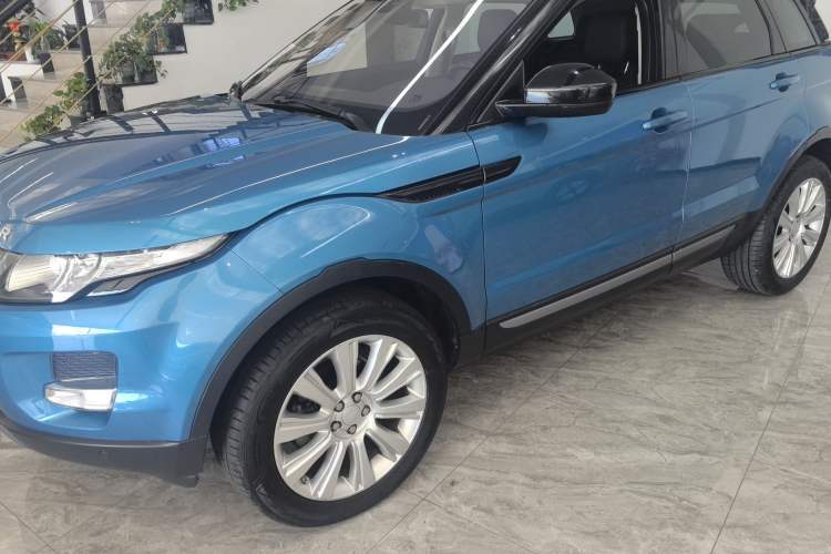 Used Land Rover Range Evoque 2015 2.0T Five-Door Zhiyao Edition Guazi used car, China used car export, Used car for sale, Used Land Rover cars, Cheapest cars for sale