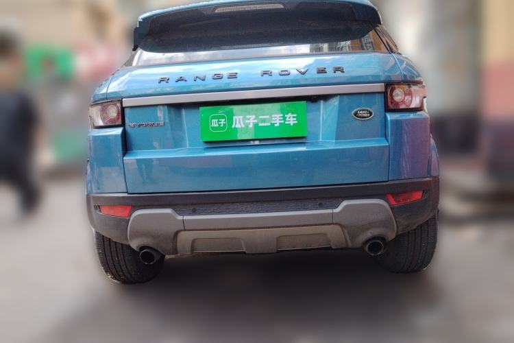 Used Land Rover Range Evoque 2015 2.0T Five-Door Zhiyao Edition Rear