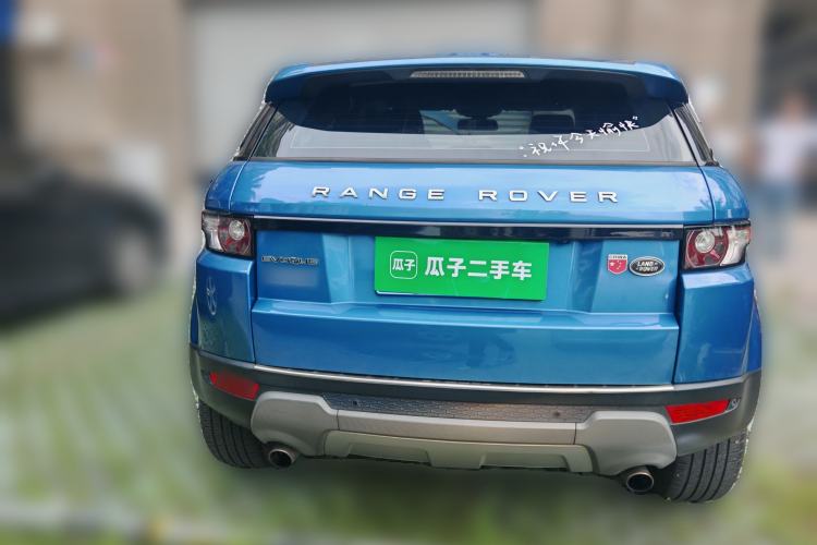 Used Land Rover Range Evoque 2015 2.0T Five-Door Zhiyao Edition Rear