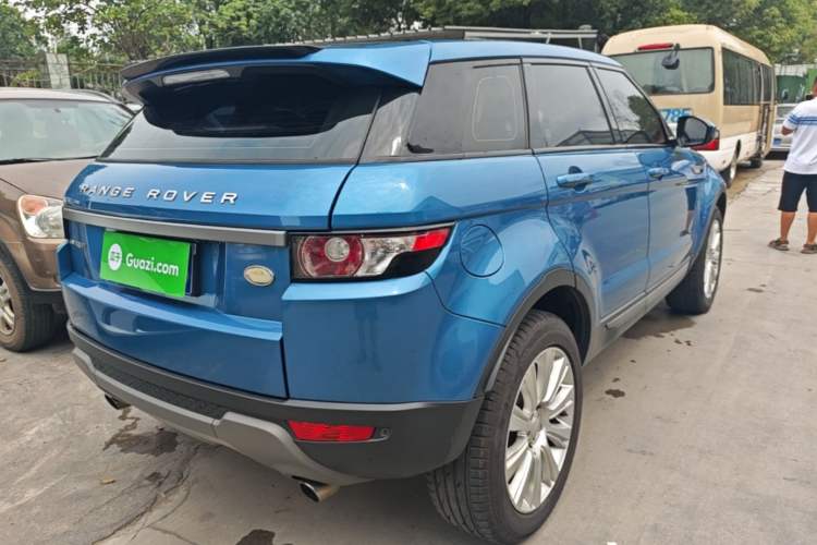 Used Land Rover Range Evoque 2015 2.0T Five-Door Zhiyao Edition Rear Right 45 Deg