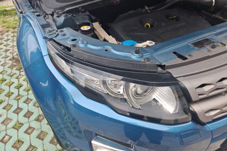 Used Land Rover Range Evoque 2015 2.0T Five-Door Zhiyao Edition Right Front Headlight