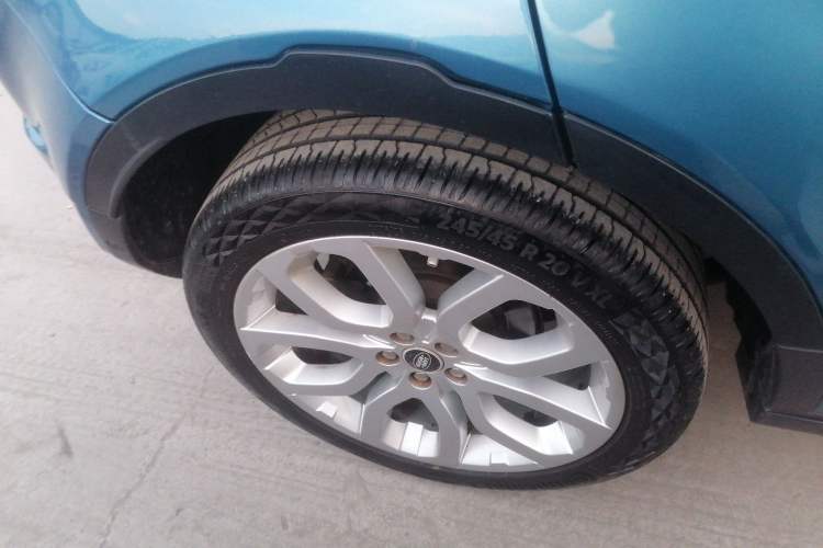 Used Land Rover Range Evoque 2015 2.0T 5-Door Ignite Edition Right Rear Wheel Hub