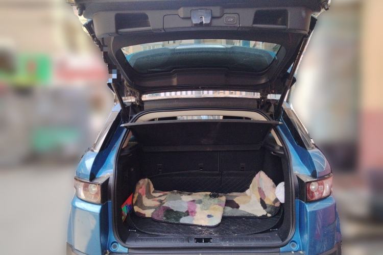 Used Land Rover Range Evoque 2015 2.0T Five-Door Zhiyao Edition Trunk