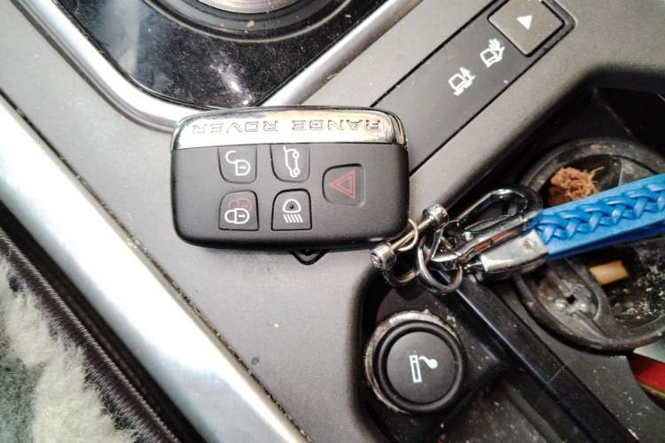 Used Land Rover Range Evoque 2015 2.0T Five-Door Zhiyao Edition Vehicle Key
