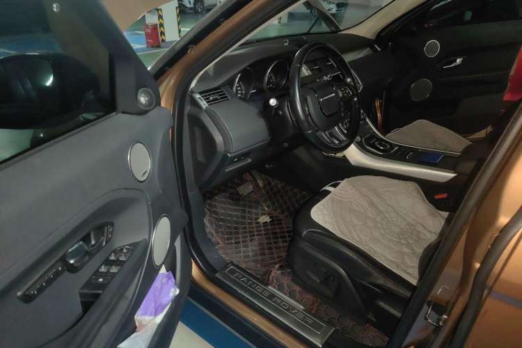 Used Land Rover Range Evoque 2015 2.0T Five-Door Zhiyao Edition Driver Seat