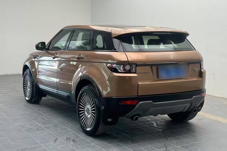 Used Land Rover Range Evoque 2015 2.0T 5-Door Luxury Edition Exterior 3