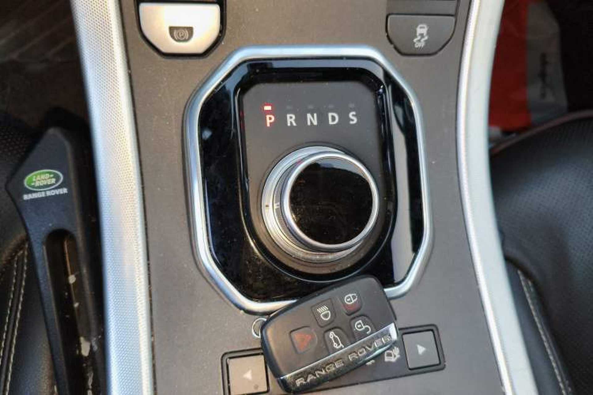 Used Land Rover Range Evoque 2015 2.0T Five-Door Sporty Edition Gear Lever