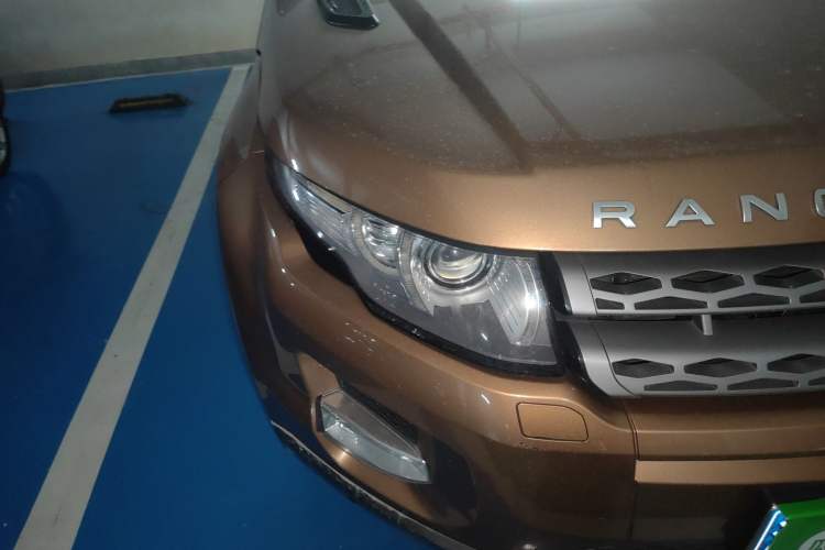 Used Land Rover Range Evoque 2015 2.0T Five-Door Zhiyao Edition Right Front Headlight