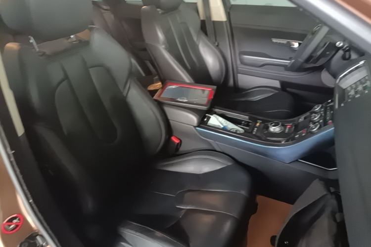 Used Land Rover Range Evoque 2015 2.0T Five-Door Zhiyao Edition Right Front Seat