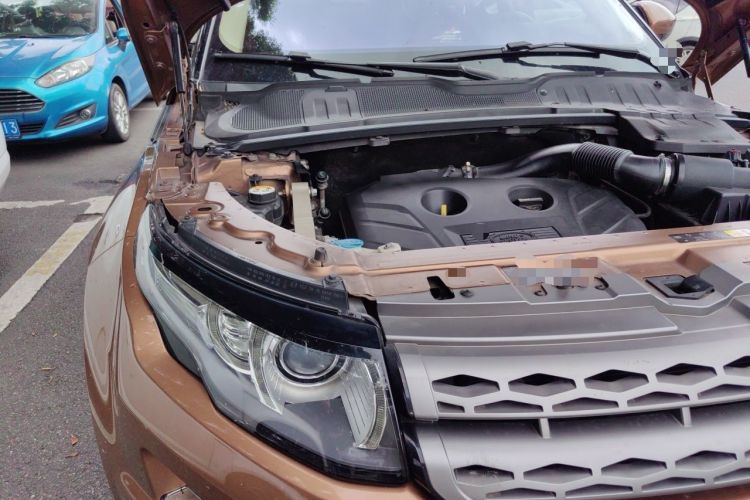 Used Land Rover Range Evoque 2015 2.0T Five-Door Zhiyao Edition Engine Bay Right
