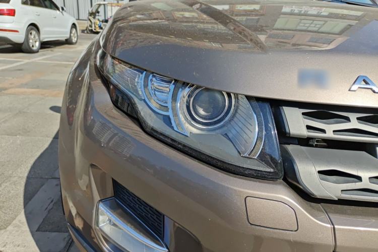 Used Land Rover Range Evoque 2015 2.0T Five-Door Zhiyao Edition Exterior 6