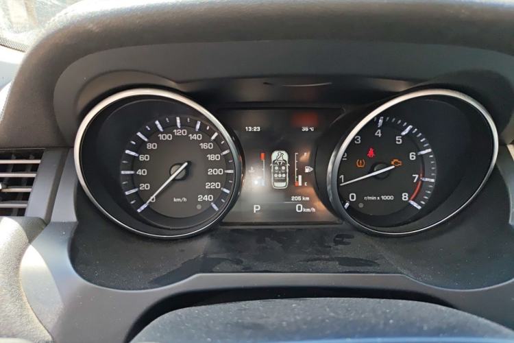 Used Land Rover Range Evoque 2015 2.0T Five-Door Zhiyao Edition Instrument Cluster